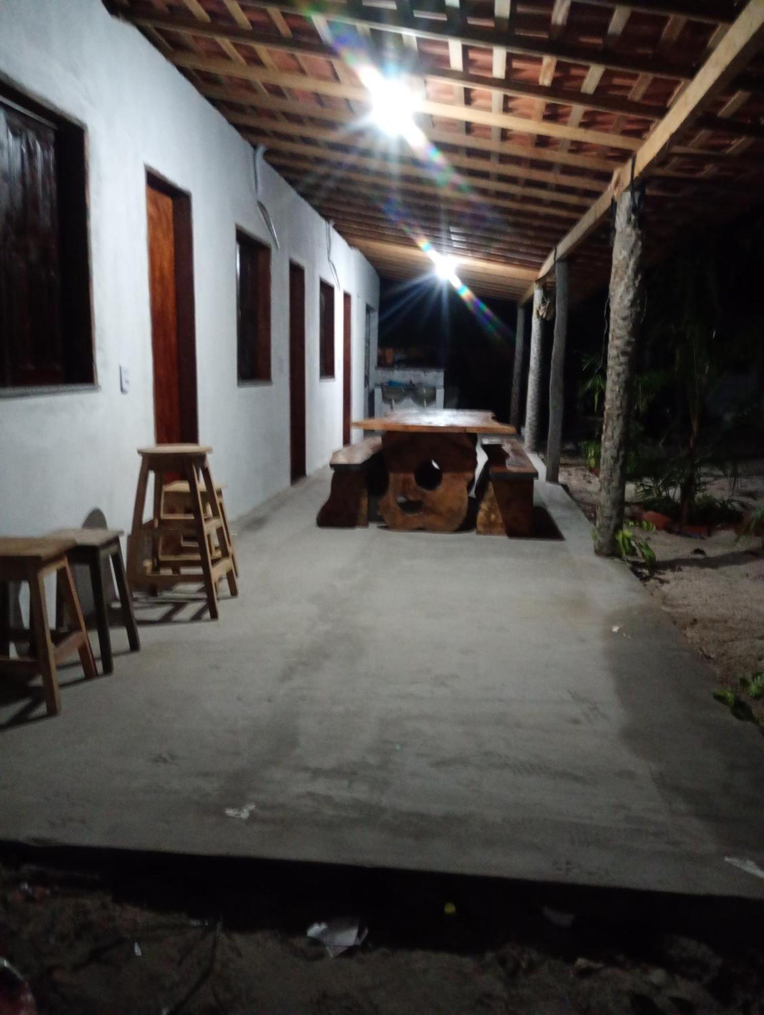 Hostel E Camping Na Rua Das Flores Santo Amaro do Maranhao エクステリア 写真